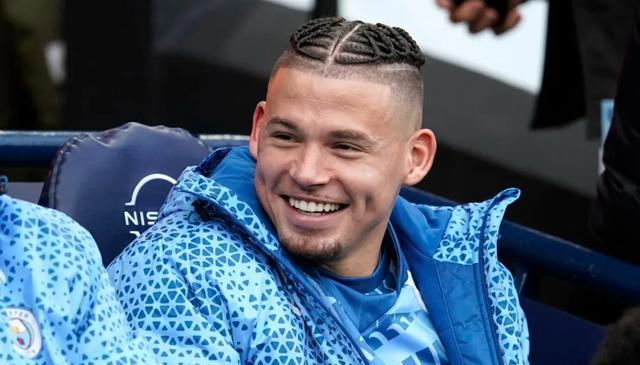 目前, 曼城亏大了, 后腰