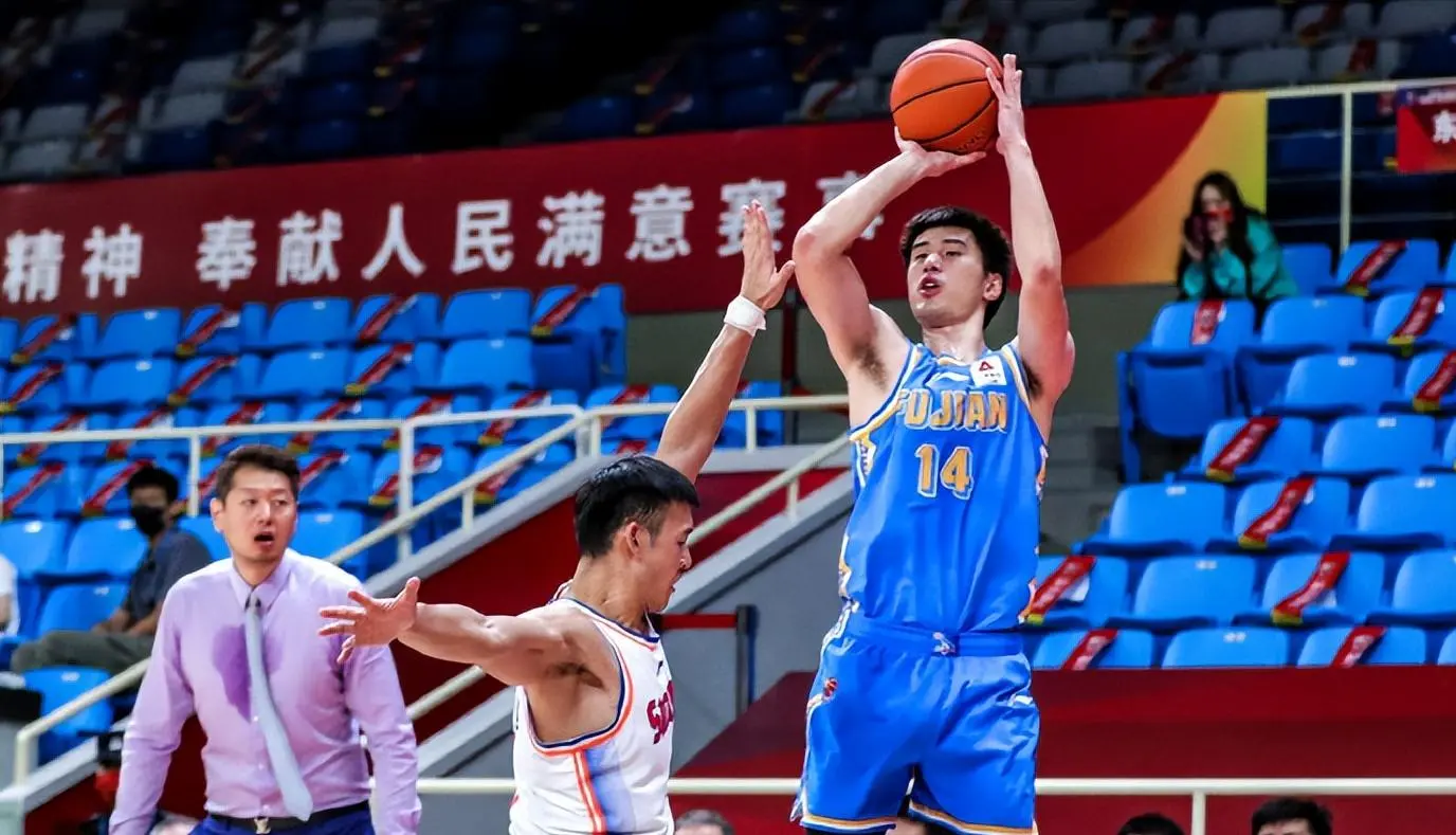 stron, 三分命中率, 是一位不错