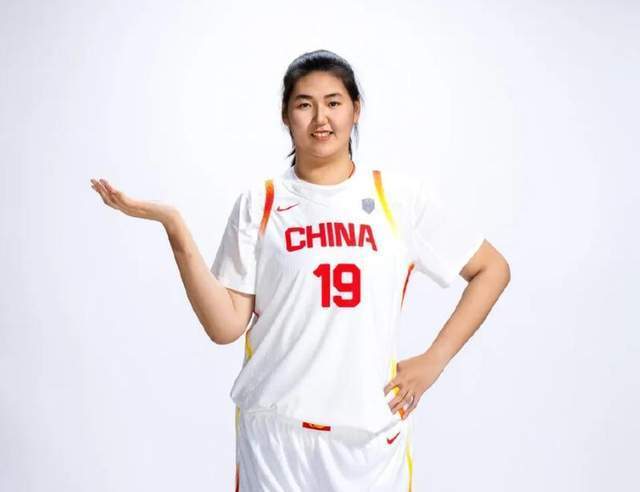 很好高位接, 热身赛