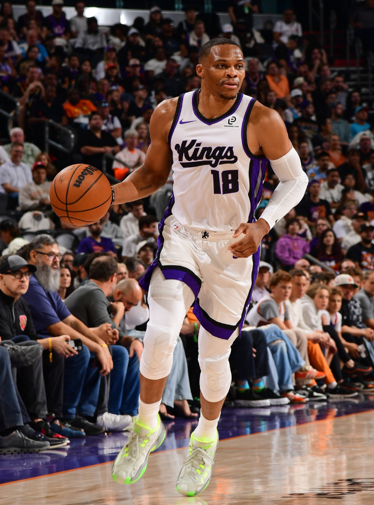 首秀, 一定的优势 首秀, 一定的优势